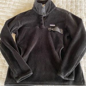 Patagonia black re-tool fleece sweater